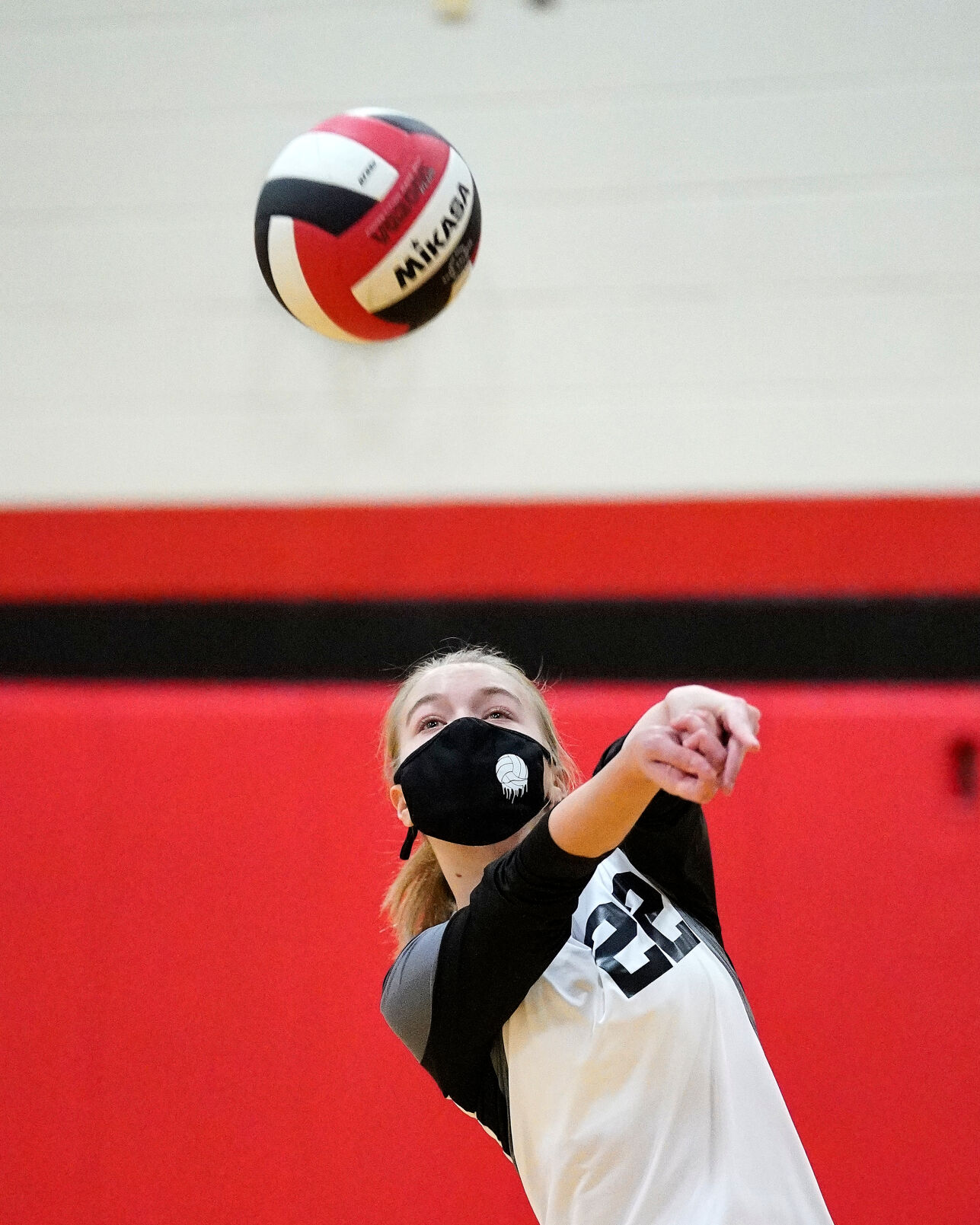201123 MS VBALL 12.jpg